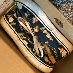 Vans hula girl